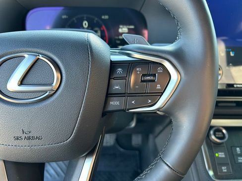 Used 2024 Lexus GX 550 w/ Cold Area Package AWD/4WD image 13