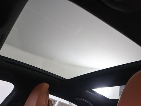 Used 2023 Mercedes-Benz C 300 4MATIC Sedan w/ Exclusive Trim Package image 22