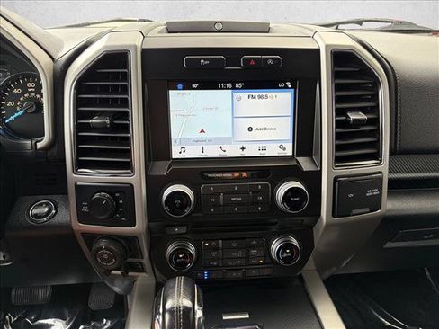 Used 2018 Ford F150 Lariat w/ Equipment Group 502A Luxury AWD/4WD image 9