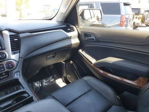 Used 2020 Chevrolet Tahoe Premier w/ RST 6.2L Performance Edition image 12