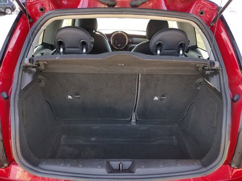 Used 2019 MINI Cooper 2-Door Hardtop image 13