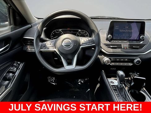 Used 2021 Nissan Altima 2.5 SV FWD image 10