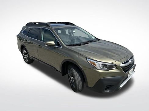 Used 2022 Subaru Outback Limited AWD/4WD image 3