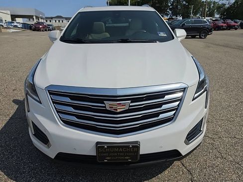 Used 2017 Cadillac XT5 Premium Luxury AWD/4WD image 9