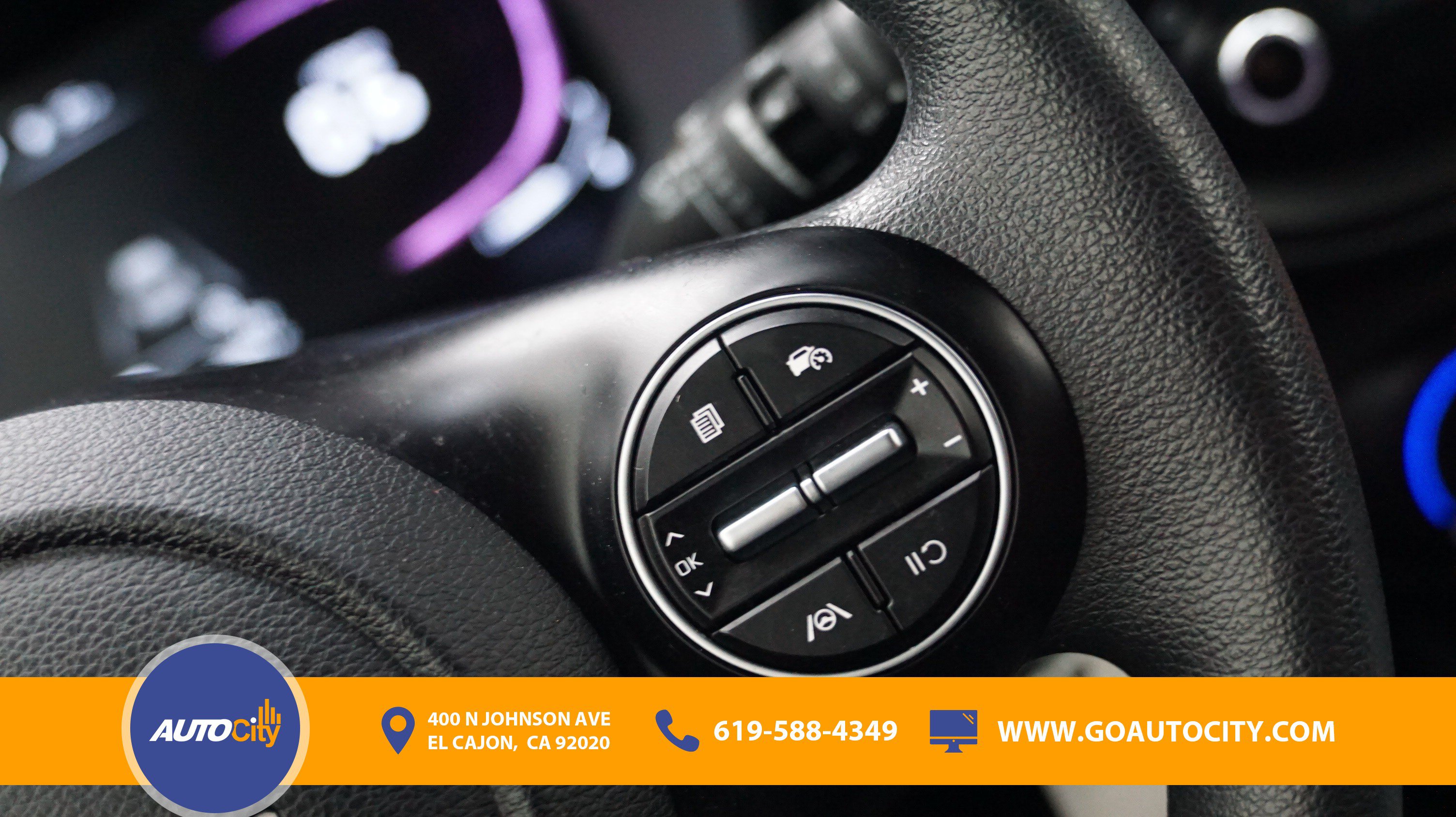 Used 2023 Kia Soul LX w/ LX Technology Package FWD image 19