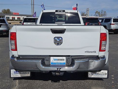 Used 2024 RAM 3500 Tradesman w/ Chrome Appearance Group image 5