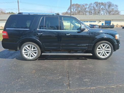 Used 2016 Ford Expedition Platinum AWD/4WD image 6