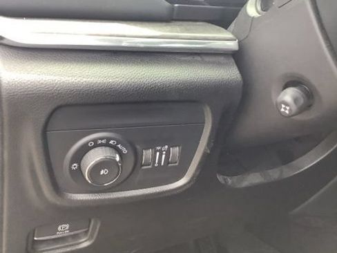 Certified 2023 Jeep Grand Cherokee L Overland AWD/4WD image 34