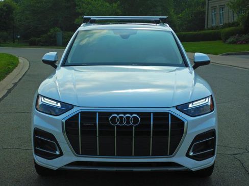 Used 2023 Audi Q5 2.0T Premium w/ Convenience Package AWD/4WD image 7