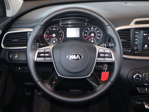Used 2020 Kia Sorento LX w/ LX I4 Convenience Package AWD/4WD image 18