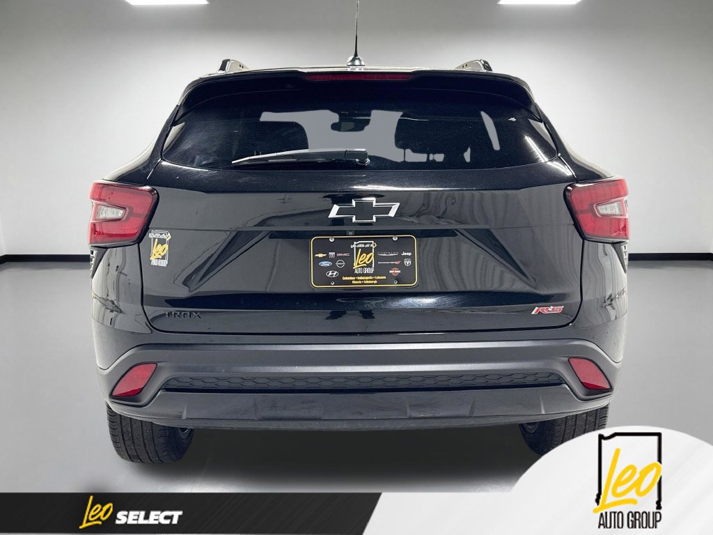 Used 2024 Chevrolet Trax RS w/ Driver Confidence Package FWD image 9