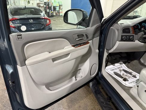 Used 2012 GMC Sierra 1500 SLT w/ SLT Convenience Package image 32