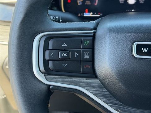 Used 2022 Jeep Wagoneer Series II image 13