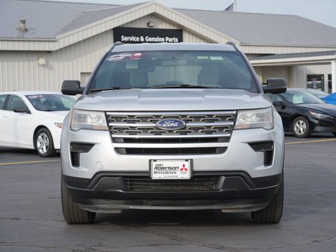 Used 2018 Ford Explorer 4WD w/ Class II Trailer Tow Package image 8