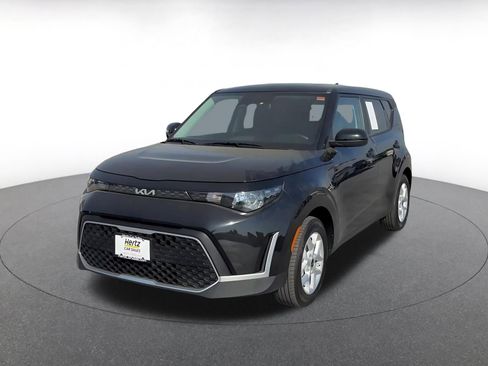 Used 2025 Kia Soul LX w/ LX Technology Package image 7