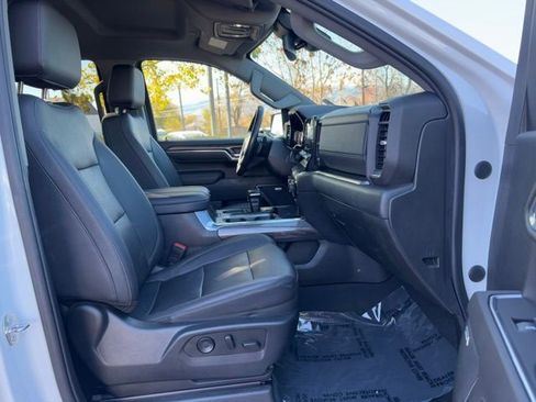 Certified 2023 Chevrolet Silverado 1500 LTZ image 28