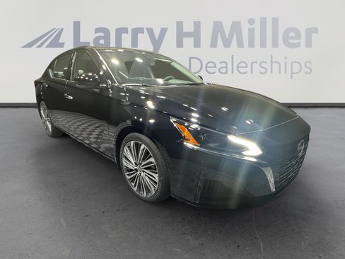 New 2025 Nissan Altima 2.5 SL image 7