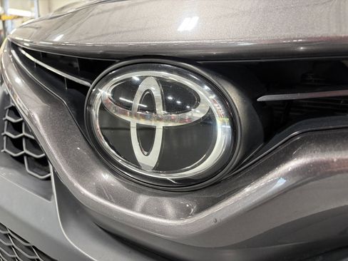Used 2022 Toyota Camry SE FWD image 34