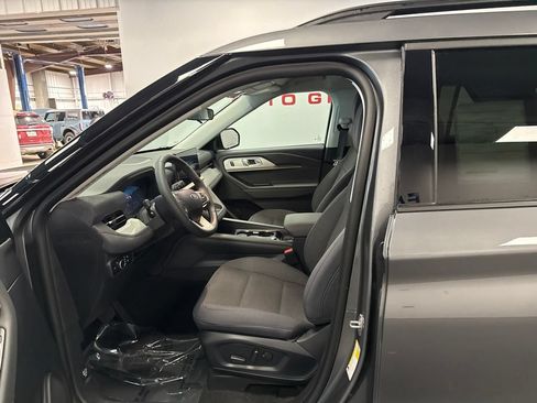 New 2026 Ford Explorer Active AWD/4WD image 17