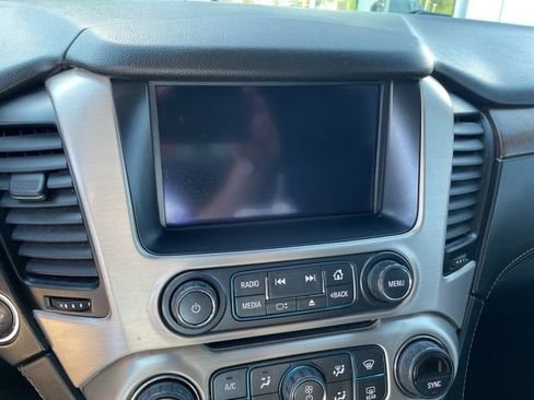 Used 2018 GMC Yukon Denali w/ Denali Ultimate Package AWD/4WD image 18