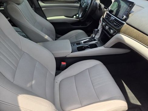 Used 2019 Honda Accord EX-L image 14