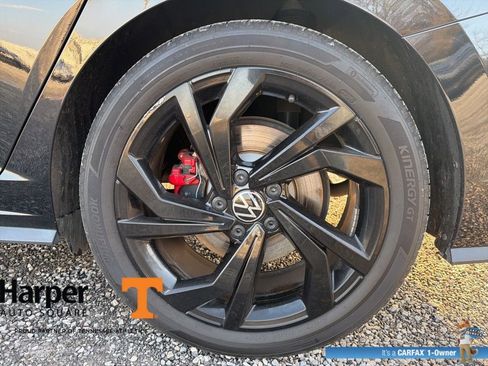 Used 2024 Volkswagen Jetta GLI Autobahn image 21