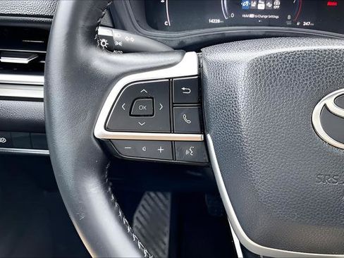 Used 2025 Toyota Grand Highlander XLE image 13