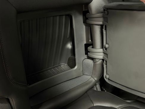 Certified 2020 Chevrolet Silverado 1500 LTZ image 25