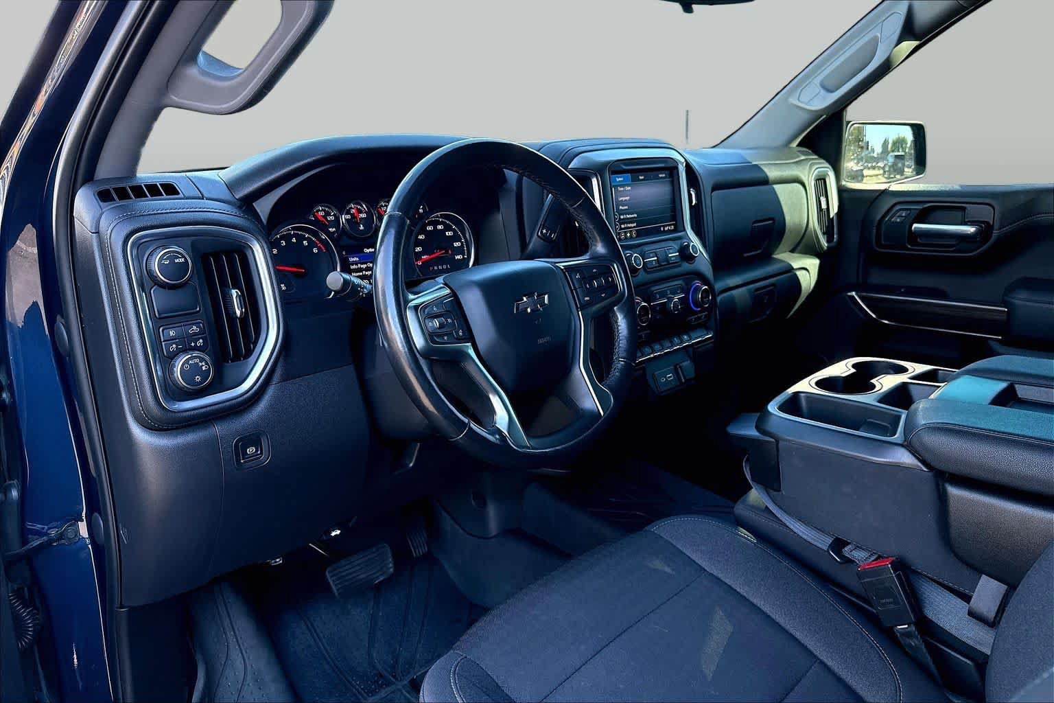 Used 2021 Chevrolet Silverado 1500 RST w/ Bed Protection Package RWD image 17