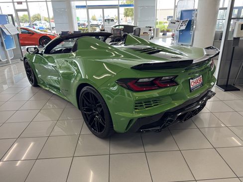 New 2026 Chevrolet Corvette Z06 w/ Stealth Interior Trim Package image 7