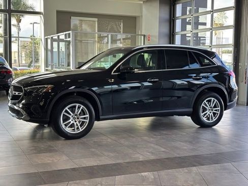 Certified 2025 Mercedes-Benz GLC 300 4MATIC image 10