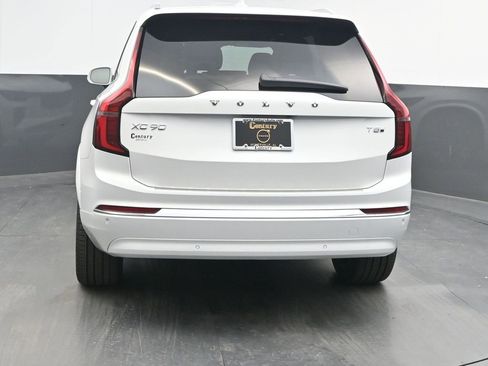 New 2026 Volvo XC90 T8 Ultra w/ Protection Package Premier image 6