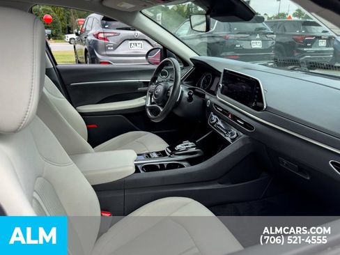 Used 2023 Hyundai Sonata SEL FWD image 16