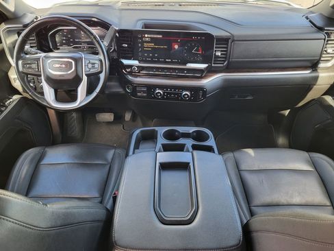 Used 2025 GMC Sierra 1500 SLT image 19
