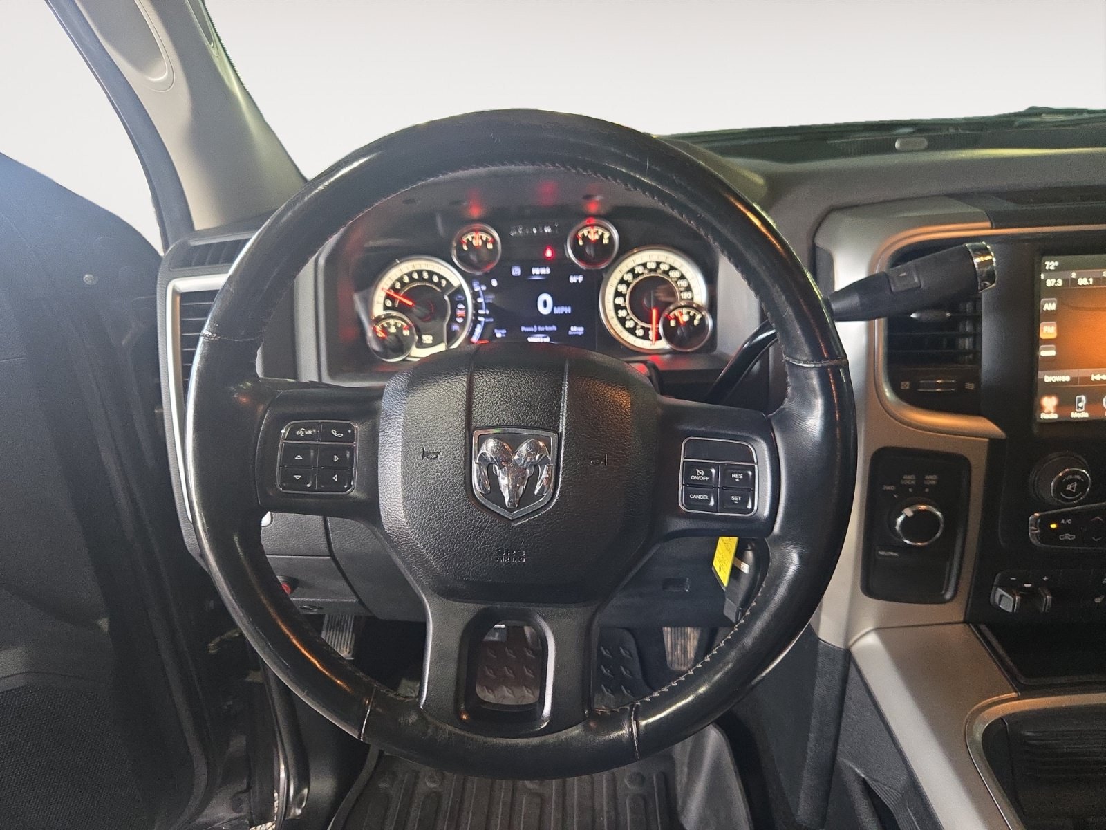 Used 2017 RAM 2500 Lone Star w/ Sport Appearance Group AWD/4WD image 13