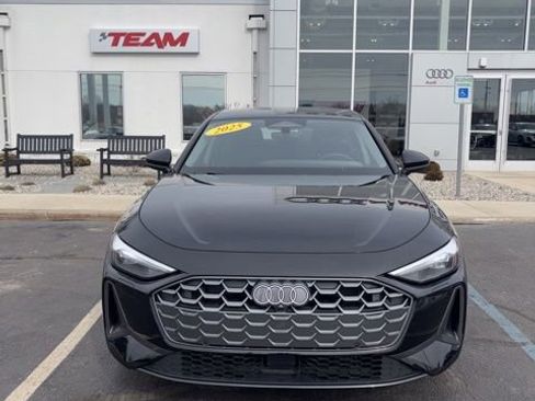 Used 2025 Audi A5 2.0T Premium w/ Convenience Package image 2