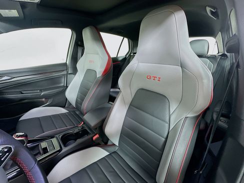 Used 2024 Volkswagen GTI Autobahn w/ MDO Package image 20