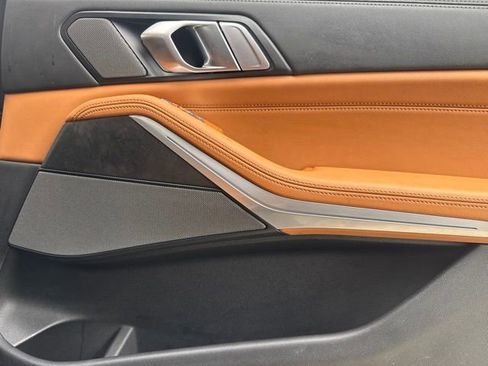 Certified 2024 BMW X7 xDrive40i w/ Premium Package image 29