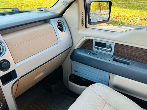 Used 2014 Ford F150 Lariat w/ Equipment Group 502A Luxury image 35