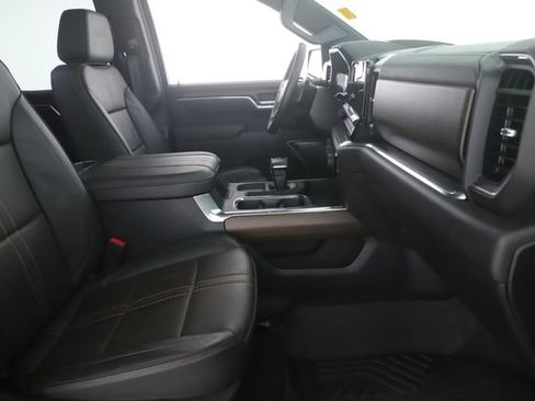 Used 2025 Chevrolet Silverado 1500 High Country w/ Midnight Edition image 34