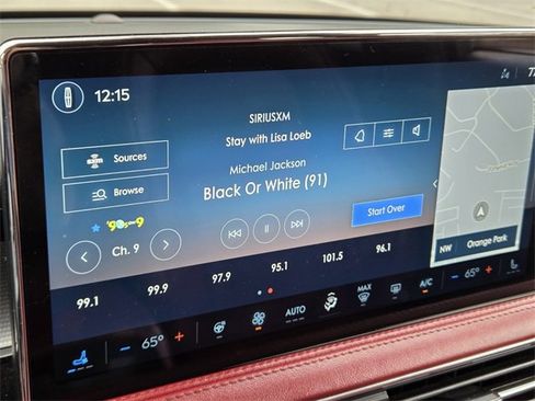 Used 2023 Lincoln Corsair Reserve w/ Equipment Group 201A image 30