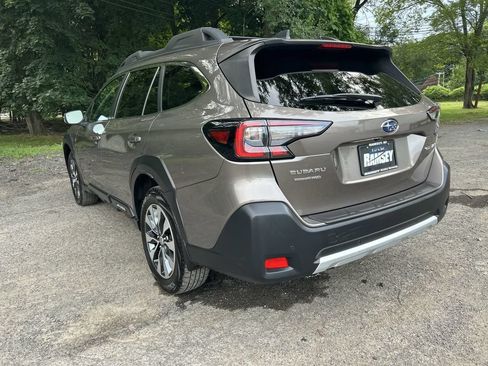 Certified 2024 Subaru Outback Limited AWD/4WD image 6