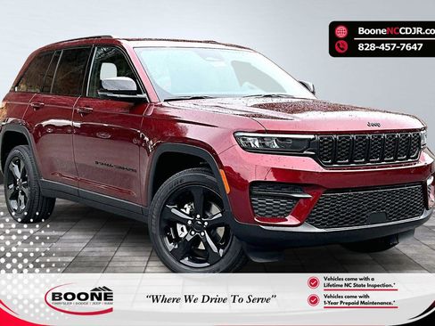New 2025 Jeep Grand Cherokee Altitude AWD/4WD image 1