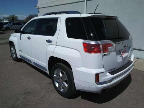 Used 2017 GMC Terrain Denali AWD/4WD image 7