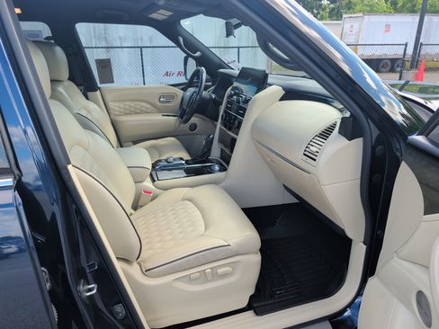 Certified 2023 INFINITI QX80 Sensory w/ Cargo Package AWD/4WD image 12