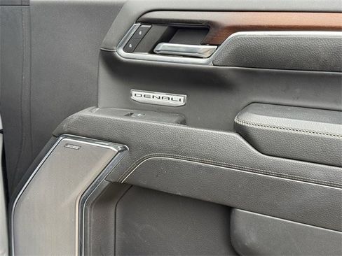 Used 2024 GMC Sierra 1500 Denali image 29
