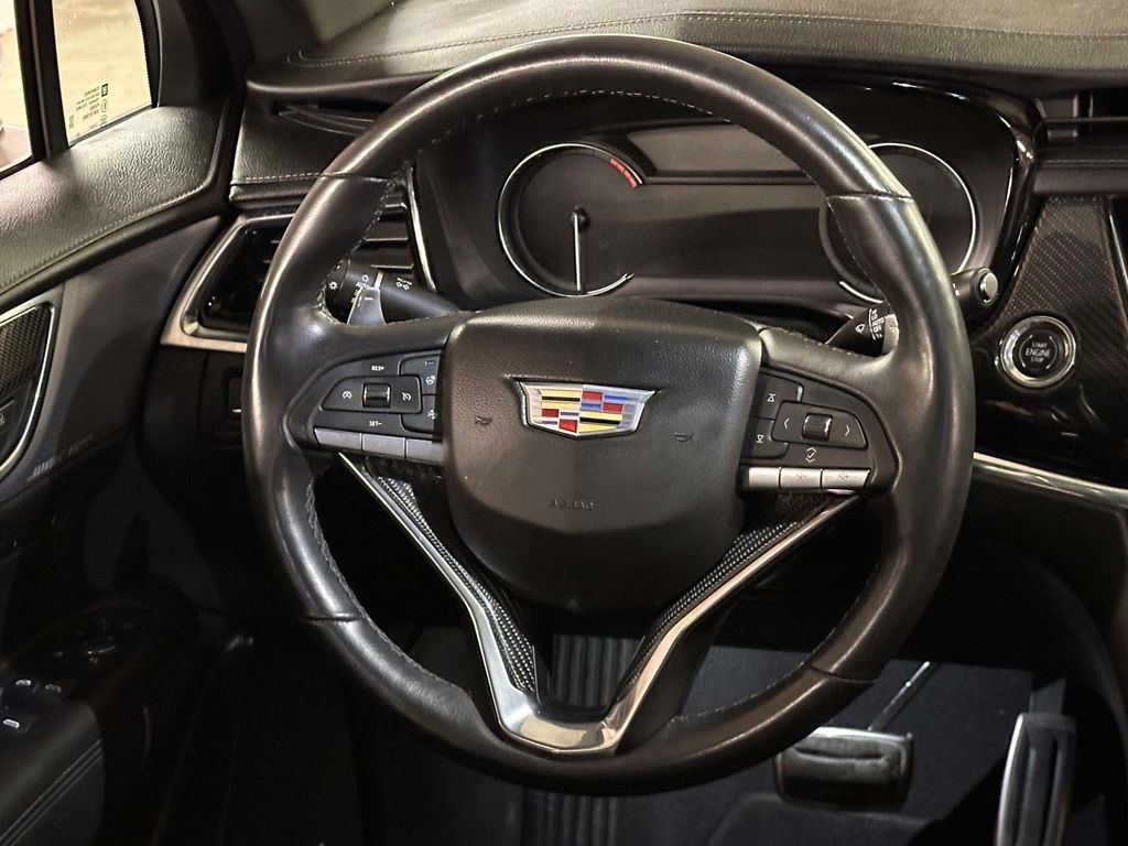 Used 2023 Cadillac XT6 Sport w/ LPO, ONYX Package AWD/4WD image 19