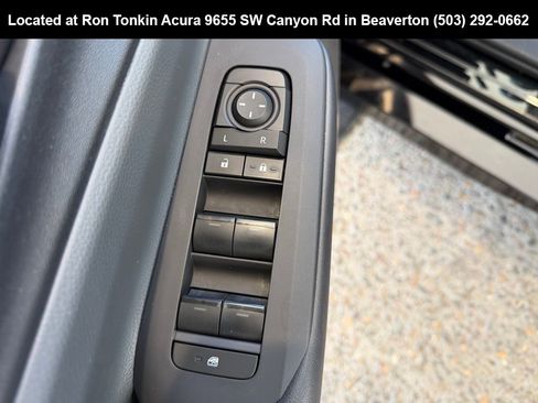 Used 2024 Toyota Prius LE image 13