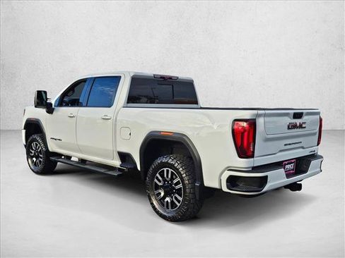 Used 2020 GMC Sierra 2500 AT4 w/ AT4 Premium Package image 8