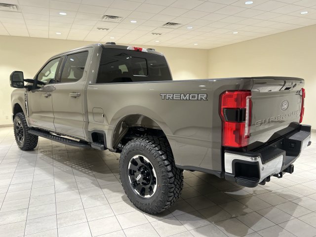 New 2027 Ford F350 Lariat w/ Tremor Off-Road Package AWD/4WD image 3